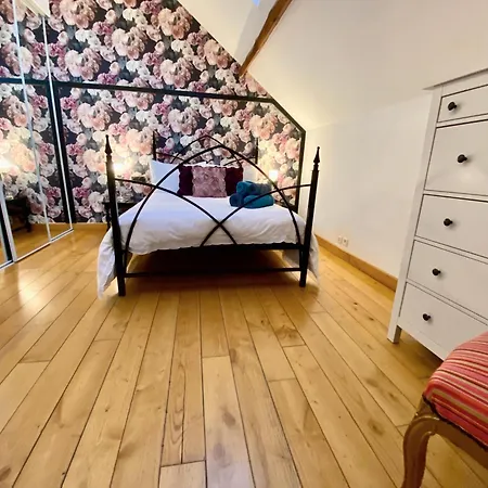 La Grange Saillant Nectaire Holiday home