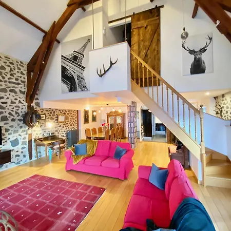 La Grange Saillant Nectaire Holiday home *