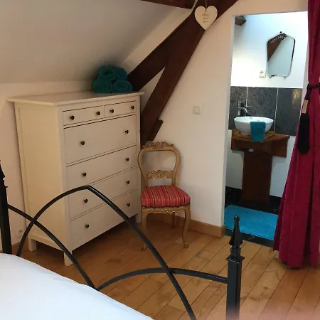 La Grange Saillant Nectaire Holiday home